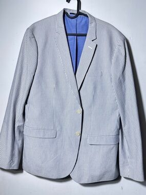 Striped White and Navy Notch-Lapel Blazer